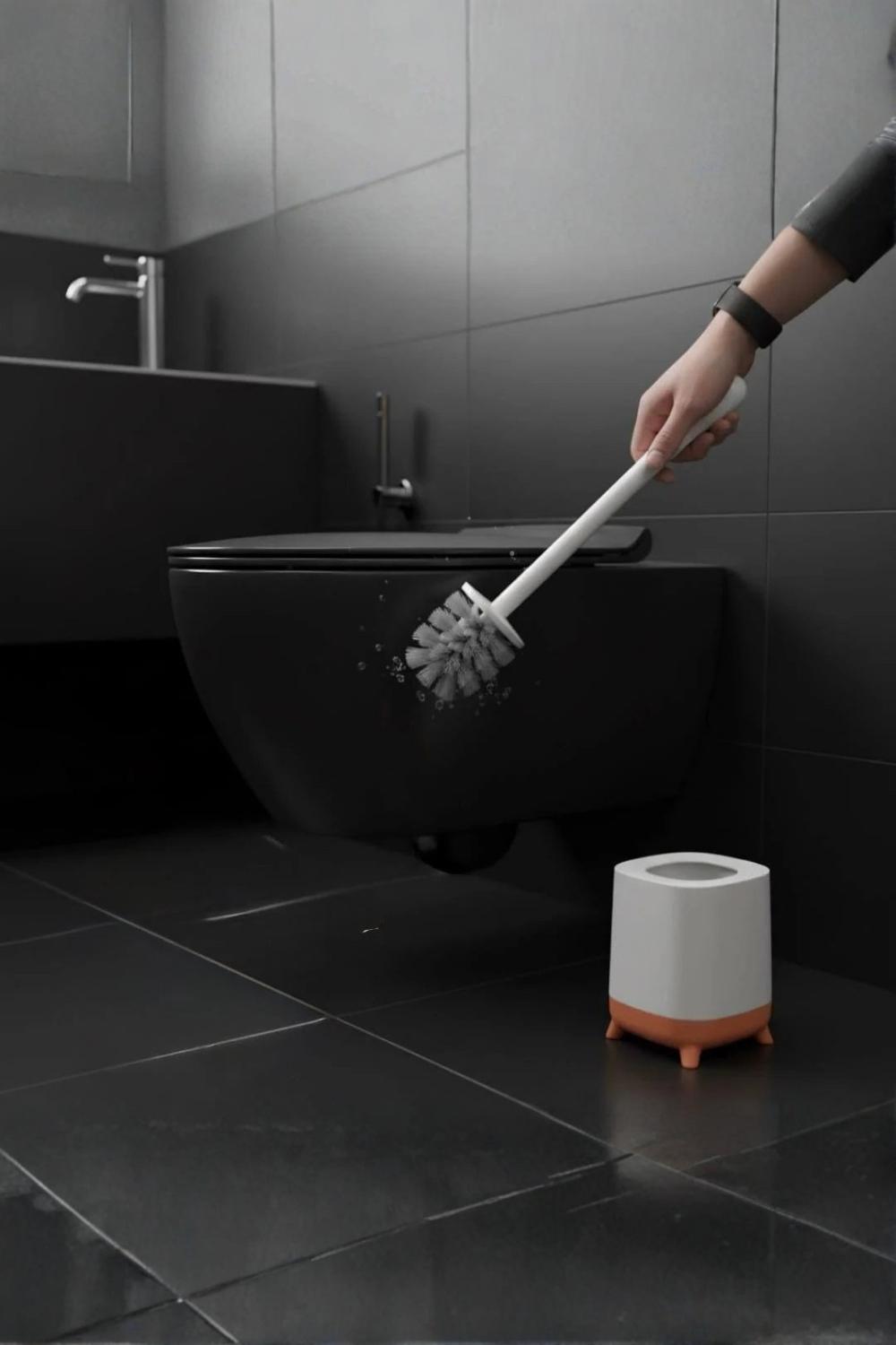 PLASTIC TOILET BRUSH