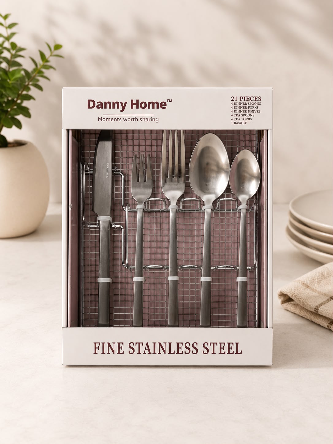 21-PIECES STAINLESS STEEL CUTELRY SET WITH STORAGE BASKET