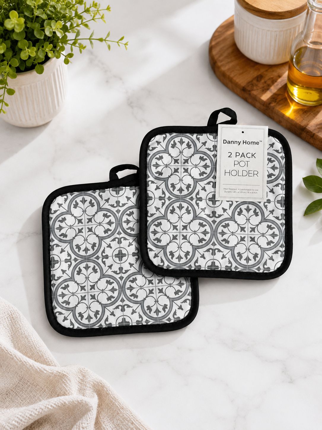 2-PACK HEAT RESISTANT POT HOLDERS
